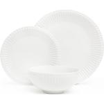 Dezertné taniere bielej farby s jednofarebným vzorom z porcelánu v zľave s priemerom 21 cm 