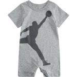 Chlapčenské Detské pyžamá Nike Air Jordan viacfarebné s okrúhlym výstrihom v zľave 