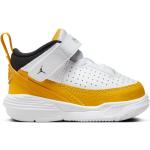 Basketbalové tenisky Nike Air Jordan Max Aura žltej farby v športovom štýle vo veľkosti 25 v zľave 