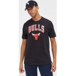 Pánske Tričká s potlačou NEW ERA Bulls čiernej farby z bavlny s motívom Chicago Bulls s motívom: Chicago 