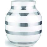 Vázy bielej farby v elegantnom štýle z keramiky s výškou 20 cm s priemerom 20 cm 