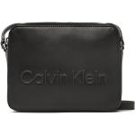Dámske Designer Crossbody kabelky Calvin Klein CK čiernej farby z koženky v zľave 
