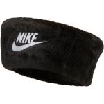 Detské čiapky Nike čiernej farby s vyšívaným vzorom z flisu 