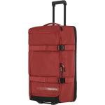 Cestovné tašky na kolieskach Travelite Kick Off červenej farby v modernom štýle na zips objem 65 l 