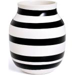 Vázy bielej farby v elegantnom štýle z keramiky s výškou 20 cm s priemerom 20 cm 