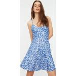 Dámske Letné šaty Trendyol svetlo modrej farby s kvetinovým vzorom z polyesteru v zľave 