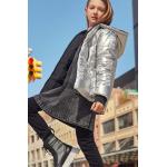 Dievčenské Designer Detské zimné bundy DKNY sivej farby s prešívaným vzorom zo syntetiky 