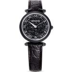 Pánske Náramkové hodinky Swarovski čiernej farby v zľave s koža remienkom  materiál púzdra Oceľ s minerálnym sklíčkom 