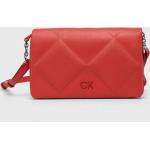 Dámske Designer Crossbody kabelky Calvin Klein červenej farby z polyuretánu Vegan 