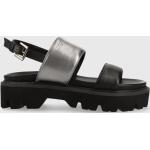 Dámske Sandále na platforme Blauer striebornej farby zo syntetiky vo veľkosti 40 metalické na leto 