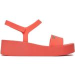 Dámske Sandále na platforme Melissa červenej farby vo veľkosti 37 na leto 