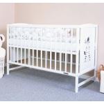 Detské Postieľky pre bábätká bielej farby so zebrovým vzorom z borovicového dreva ekologicky udržateľné 