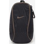Pánske Tašky cez rameno Nike Essentials čiernej farby v športovom štýle 