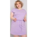 Dámske Šaty pre moletky FashionHunters fialovej farby z bavlny v zľave 