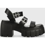 Dámske Spoločenské sandále Steve Madden čiernej farby v elegantnom štýle z polyuretánu vo veľkosti 39 Vegan v zľave na leto 