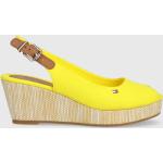 Dámske Sandále na klinovom podpätku Tommy Hilfiger Iconic žltej farby zo syntetiky vo veľkosti 39 na leto 