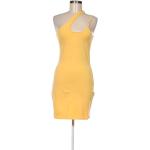 Dámske Šaty Abercrombie & Fitch žltej farby v zľave 