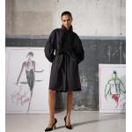 Dámske Designer Spoločenské šaty Karl Lagerfeld čiernej farby v elegantnom štýle s vyšívaným vzorom Oversize 