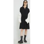 Dámske Mini šaty Vila čiernej farby z viskózy 