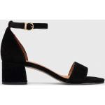 Dámske Spoločenské sandále Jonak čiernej farby v elegantnom štýle zo zamatu vo veľkosti 38 v zľave na leto 