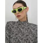 Dámske Designer Slnečné okuliare Balenciaga zelenej farby z plastu 