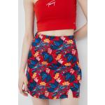 Dámske Áčkové sukne Tommy Hilfiger TOMMY JEANS červenej farby z bavlny vo veľkosti XS v zľave 