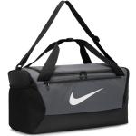 Malé cestovné kufre Nike sivej farby zo syntetiky na zips 