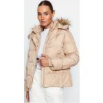Dámske Zimné kabáty Trendyol béžovej farby z kožušiny vo veľkosti XS Kapucňa v zľave 