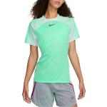 Dámske Tričká s krátkym rukávom Nike Strike zelenej farby v zľave 